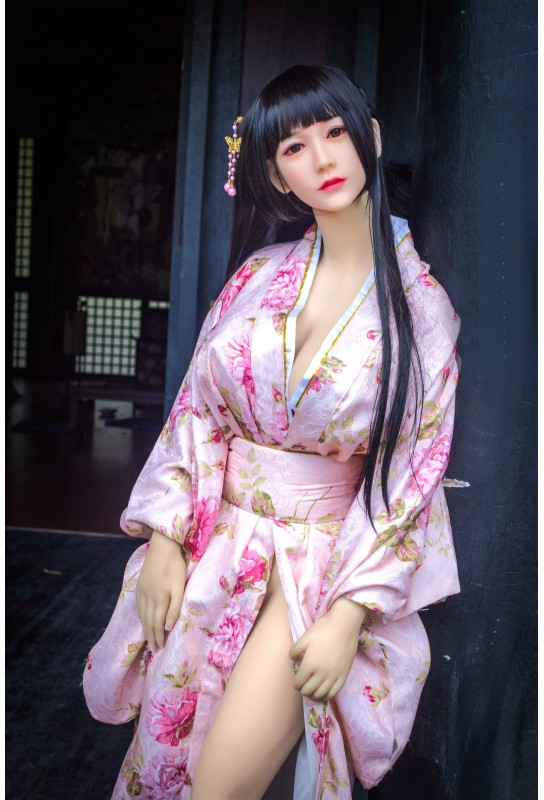 Love doll du Japon en TPE - 168cm - Erena